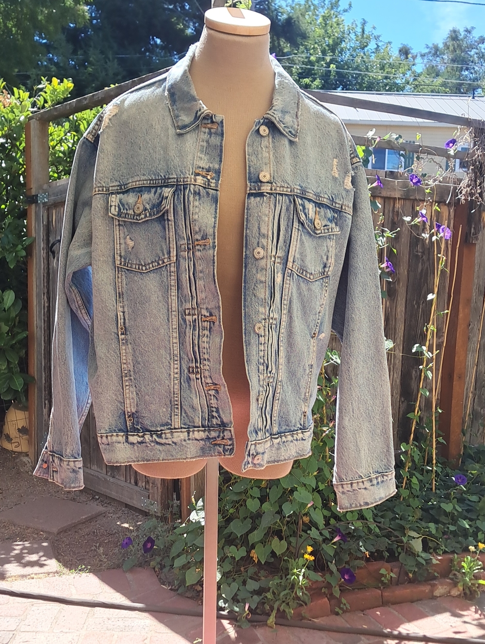 Old Navy Light Wash Distressed Denim Jean Jacket